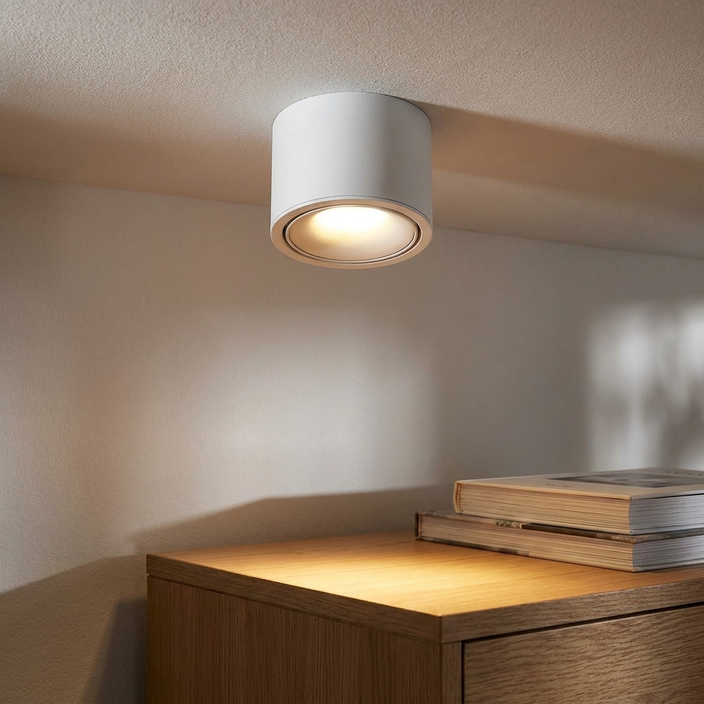 LISTINGOPT::kovosis::adjustable-led-ceiling-spotlight-for-focused-ambiance::variant-unique-a8d7f1fbbadd95