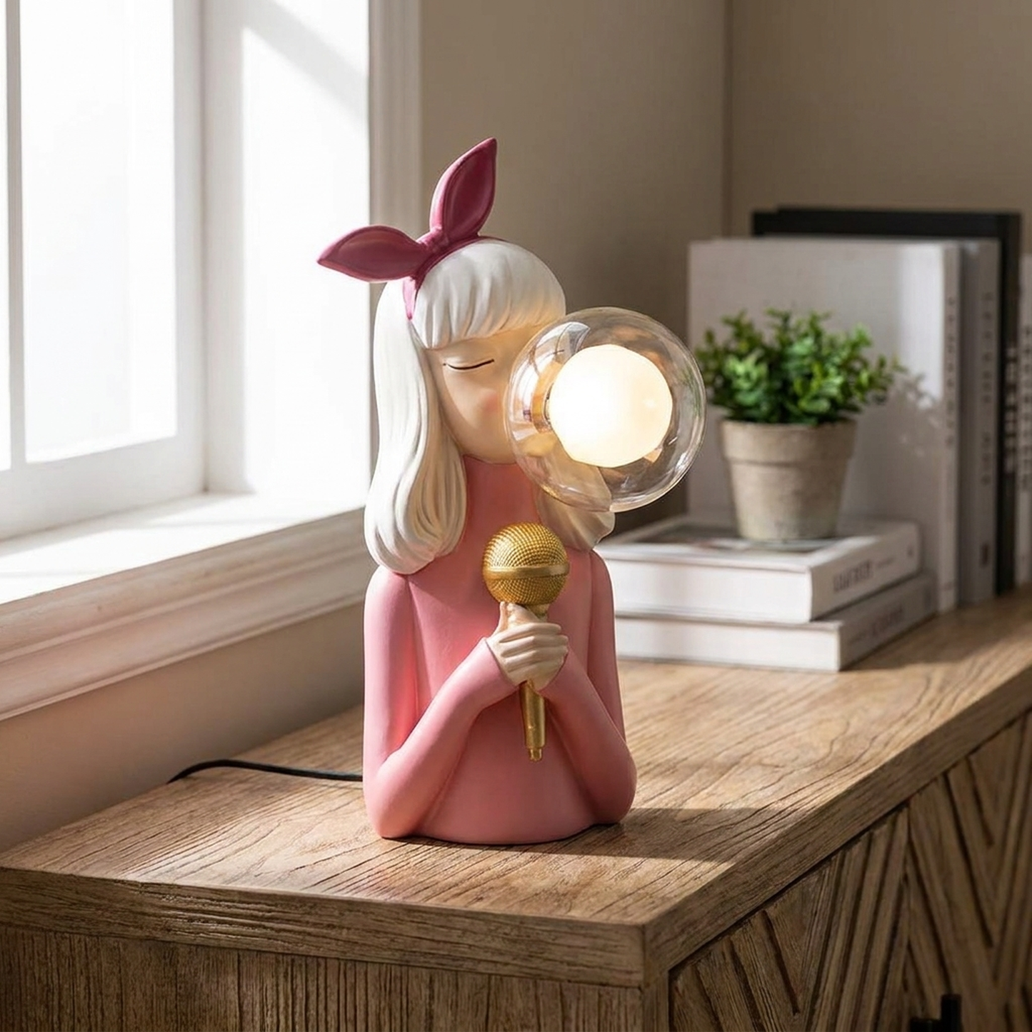 LISTINGOPT::kovosis::figurative-table-lamp-with-artistic-character::variant-unique-a574c63cb9ab67