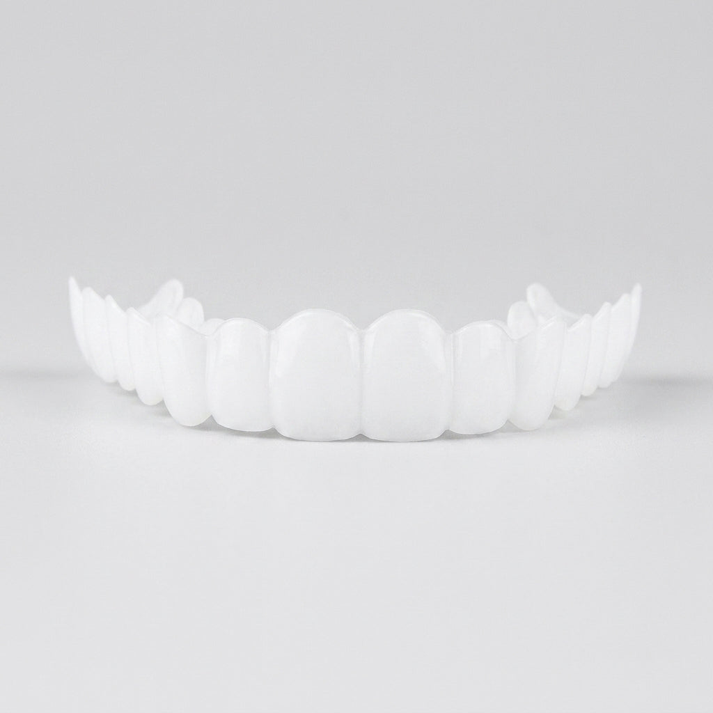 LISTINGOPT::kovosis::smile-veneer-upper-lower-included::04-closeup