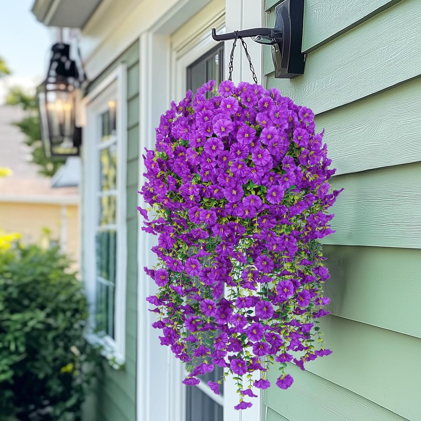 Realistic Artificial Flowers With Lasting Charm
