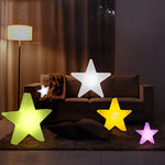 Luci ornamentali a stella colorate per un bagliore festivo