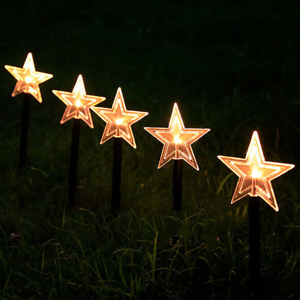 Solar-Gartenstablichter für festlichen Glanz  