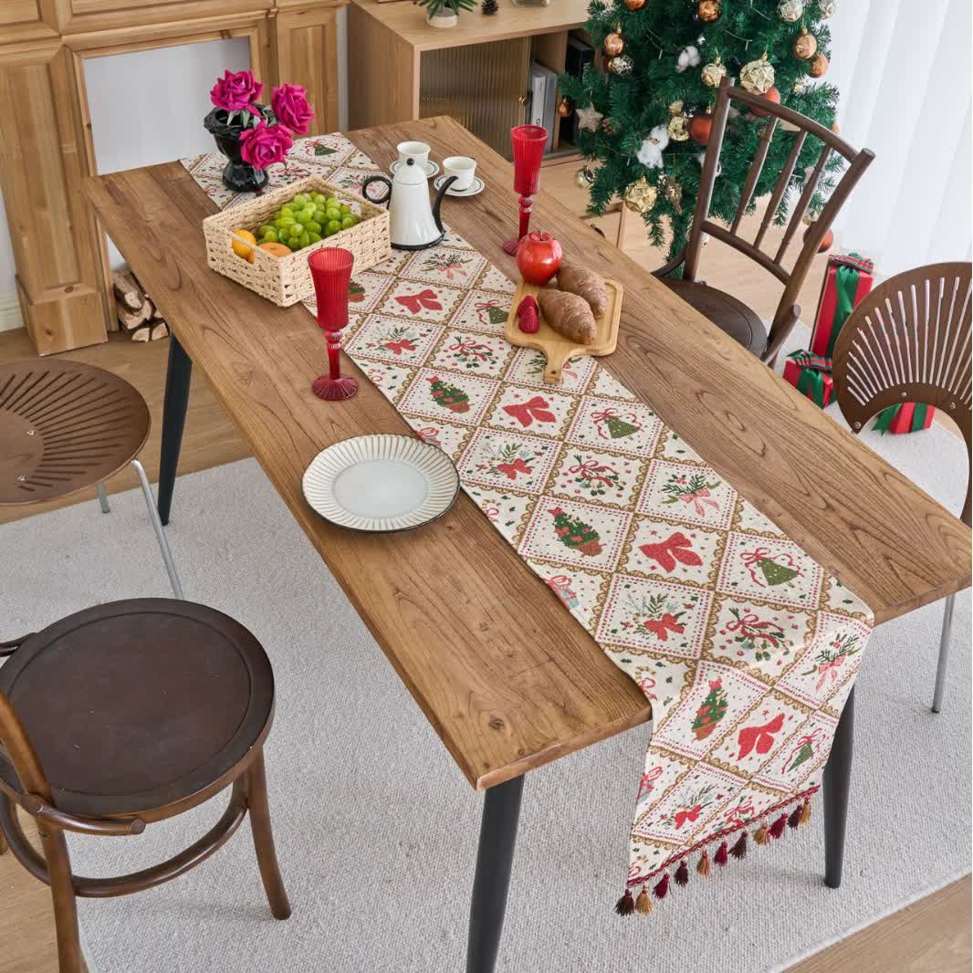 Weihnachts-Schleifen-Tischläufer für festlichen Charme  