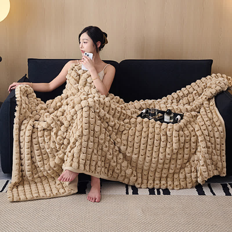 Modern Fleece Blanket For Artful Warmth