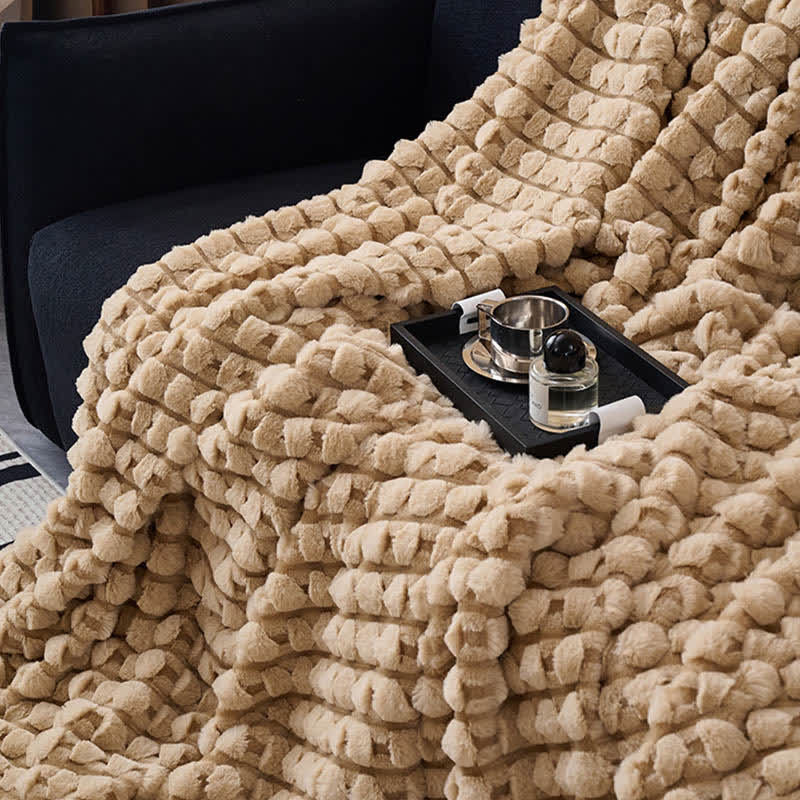 Modern Fleece Blanket For Artful Warmth