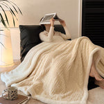 Coperta in pile double-face per un comfort artistico