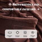 Copertura per divano jacquard con volant per una protezione elegante