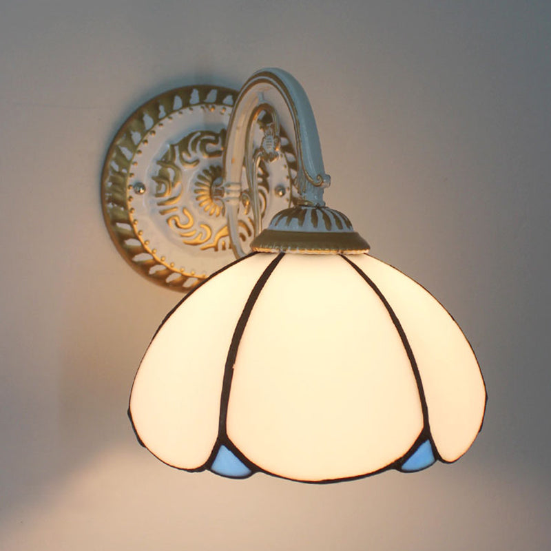 Tiffany Glass Wall Lamp With Floral Character