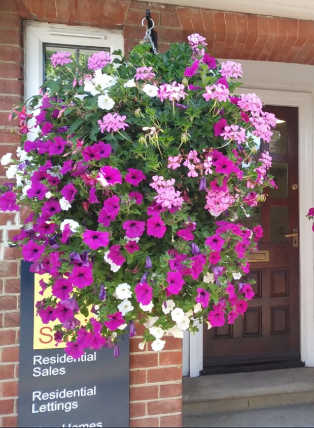 Artificial Climbing Vine For Instant Garden Charm