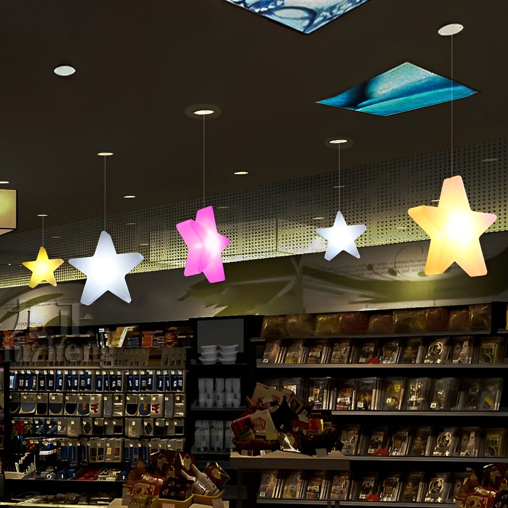 Luci ornamentali a stella colorate per un bagliore festivo