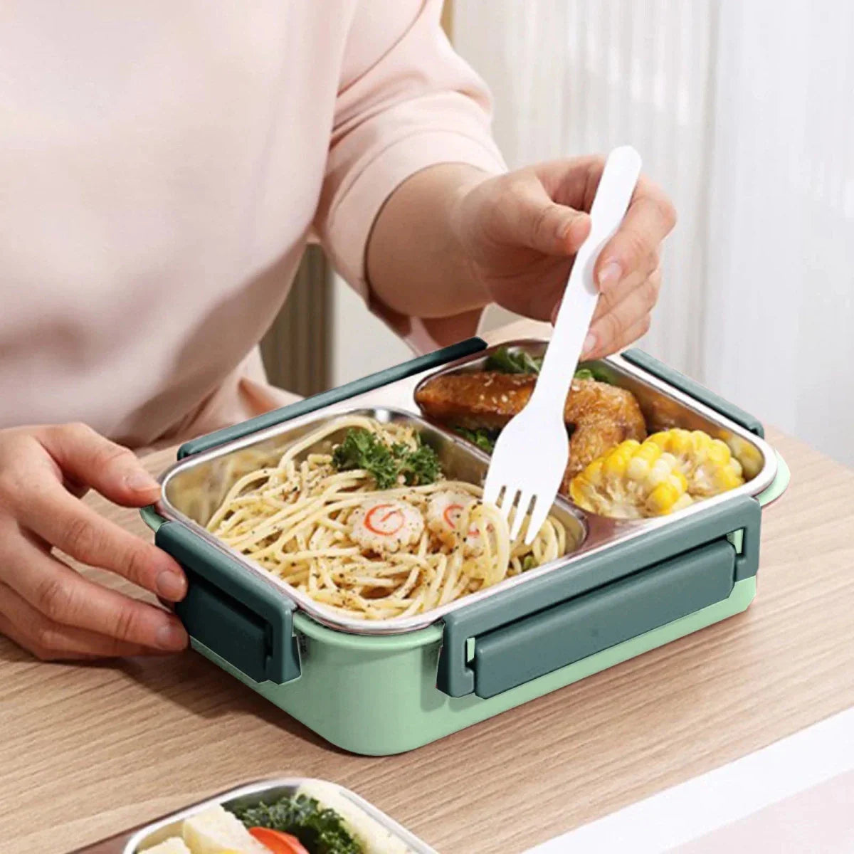 Insulated Food Warmer for Comforting Meals