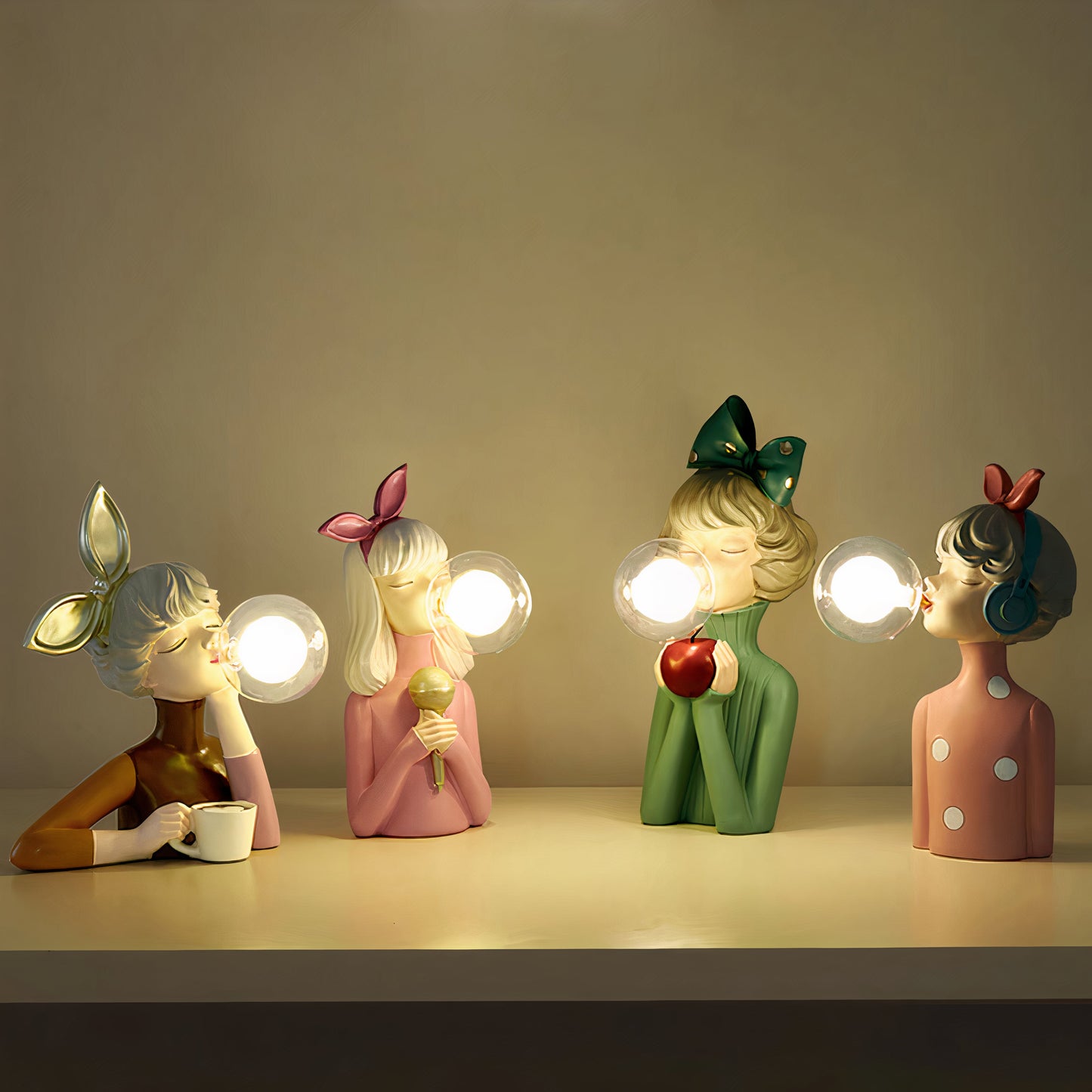 Figürliche Tischlampe mit künstlerischem Charakter