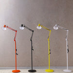 Lampada da terra girevole scandinava per un'illuminazione artistica