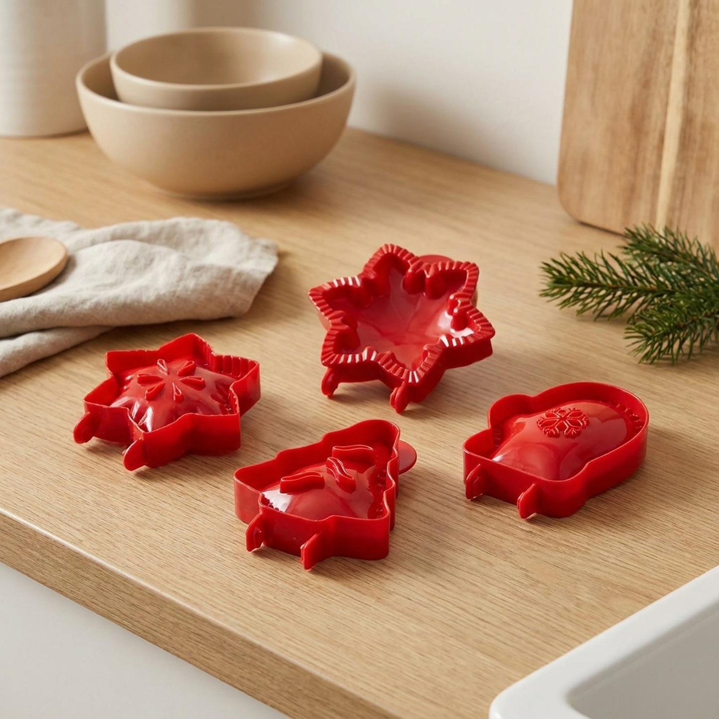 LISTINGOPT::kovosis::christmas-hand-pie-maker-for-festive-pastries::01-hero