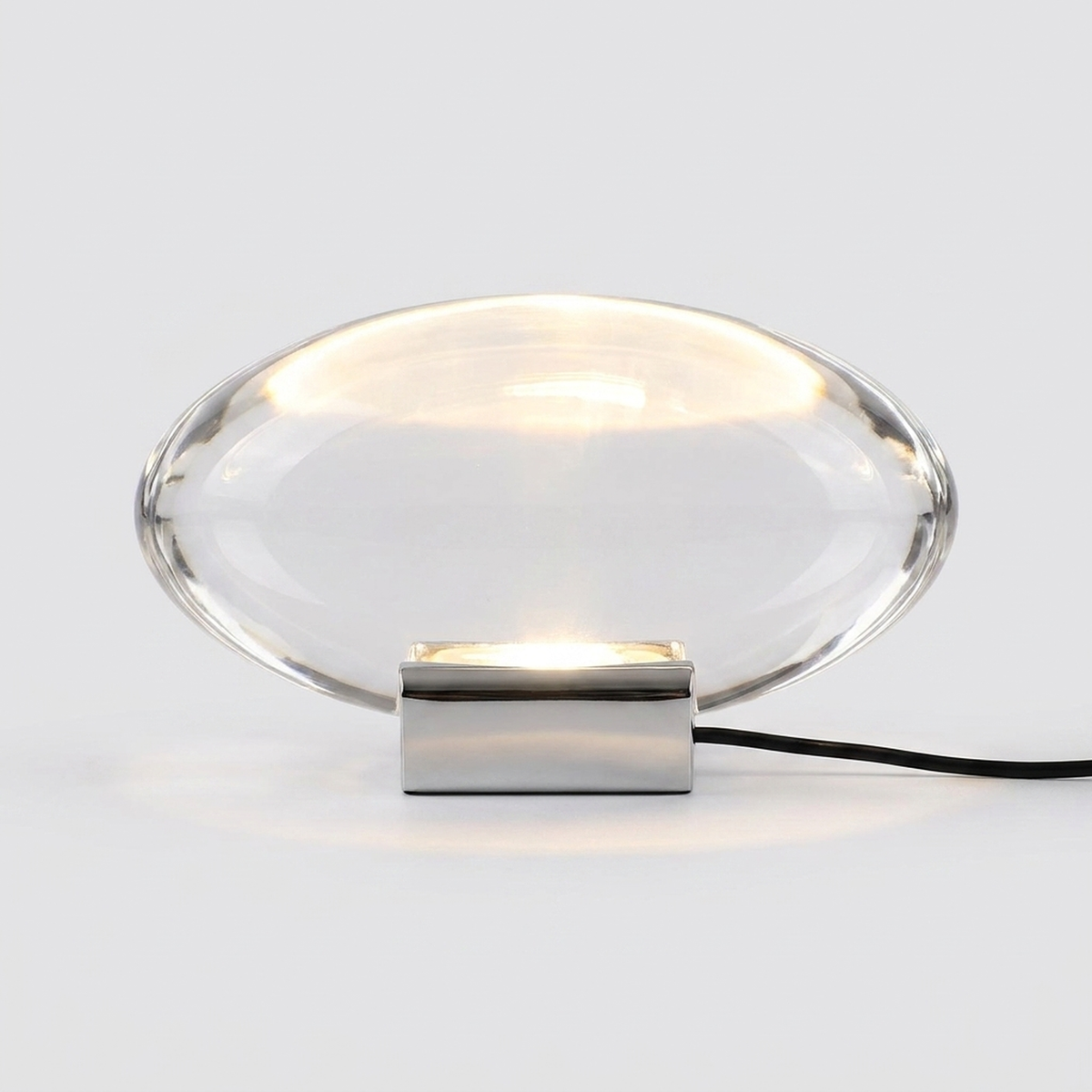 LISTINGOPT::kovosis::crystal-glow-table-lamp-projects-artistic-light-1::04-closeup