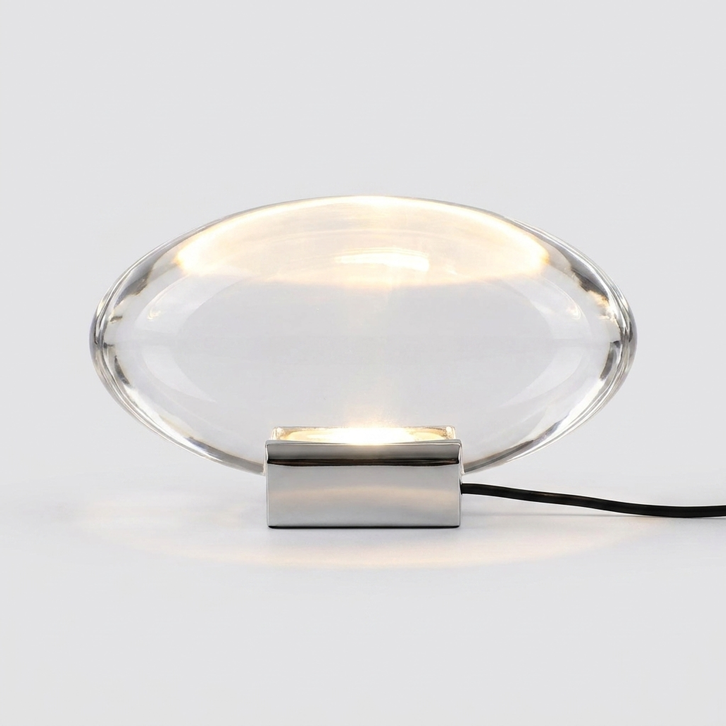 LISTINGOPT::kovosis::crystal-glow-table-lamp-projects-artistic-light-1::04-closeup