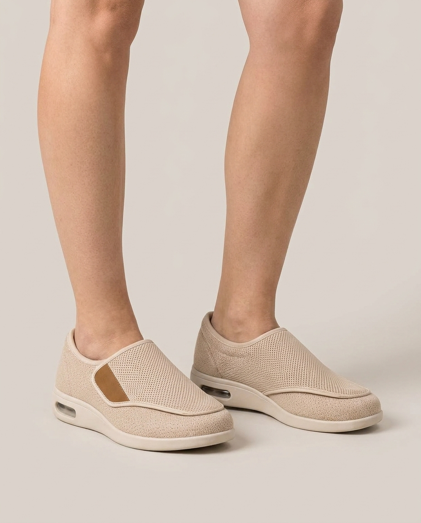 LISTINGOPT::kovosis::cushioned-wide-fit-shoes-for-sensitive-feet::01-front