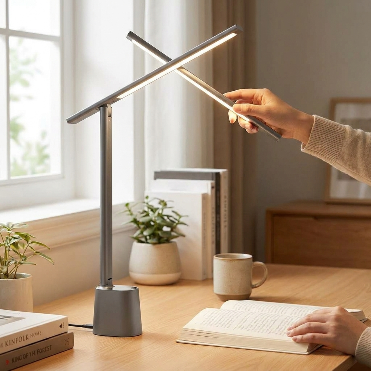 LISTINGOPT::kovosis::foldable-led-desk-lamp-for-focused-lighting::02-inuse