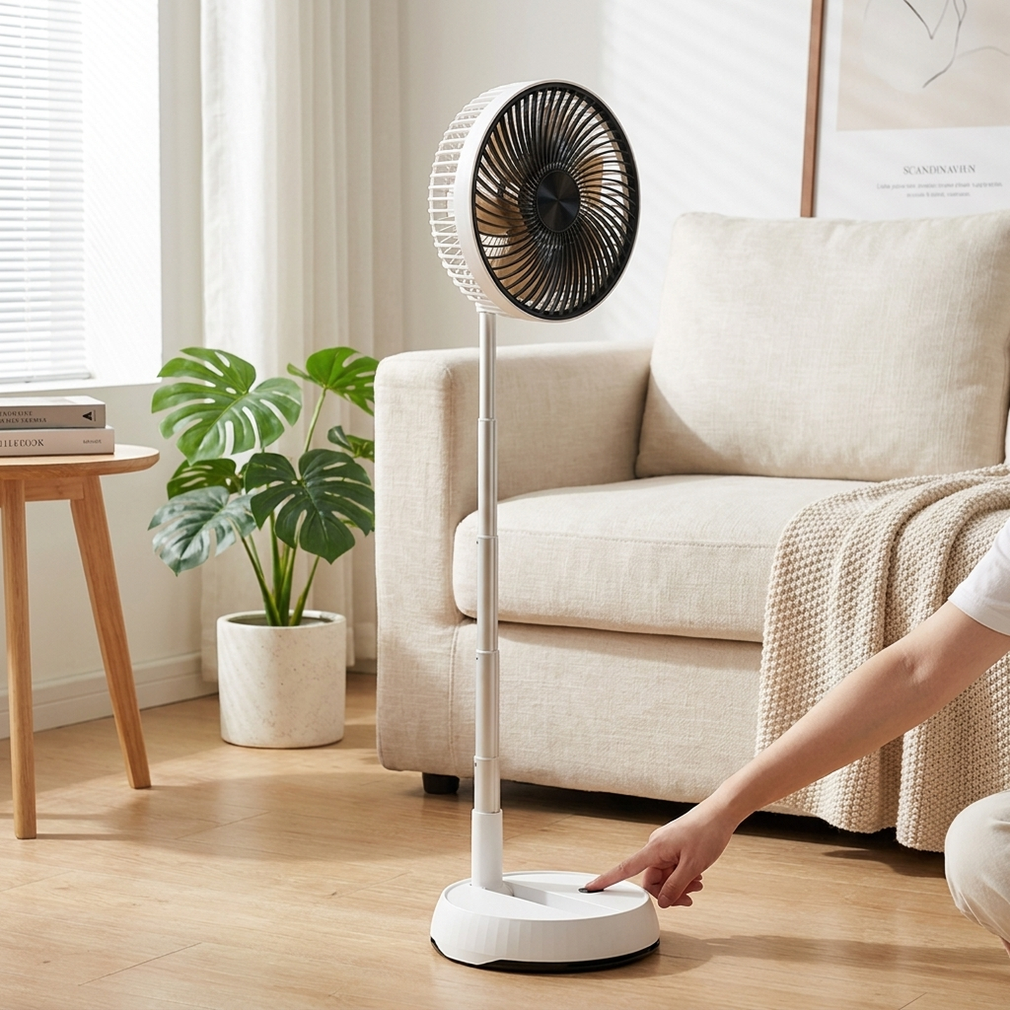 LISTINGOPT::kovosis::foldable-oscillating-standing-fan-cooling-anywhere::02-inuse