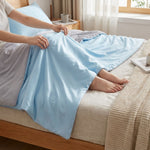 LISTINGOPT::kovosis::high-quality-cooling-blankets-smooth-air-condition-comforter-lightweight-summer-quilt-with-double-side-cold-cooling-fabric::02-inuse