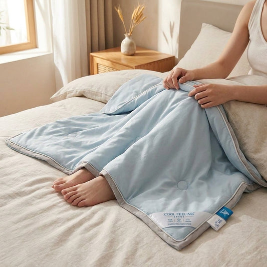 LISTINGOPT::kovosis::hushly-cooling-blanket::02-inuse