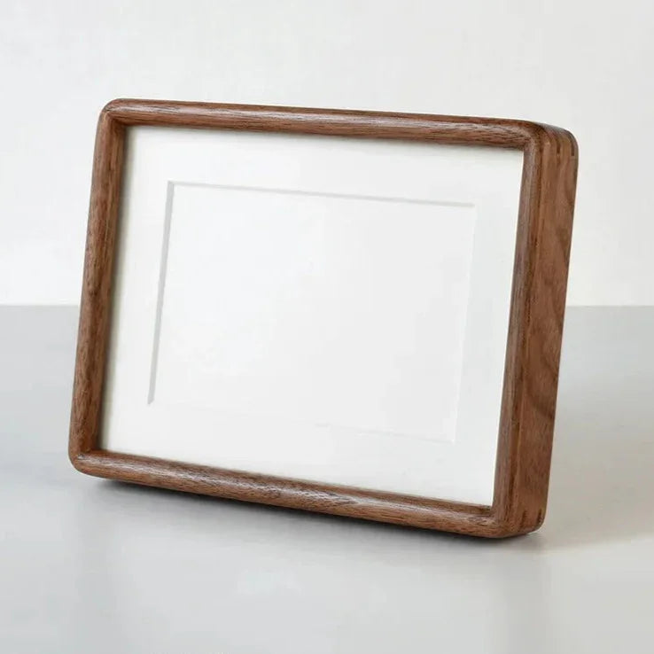 LISTINGOPT::kovosis::massief-houten-fotolijst-met-passe-partout-en-afgeronde-hoeken-voor-tafel::color-zwart-walnoot