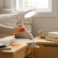 LISTINGOPT::kovosis::ocs-draadloze-clip-on-nachtlamp::02-inuse