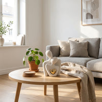 LISTINGOPT::kovosis::ocs-minimalistisch-sculptuur-met-hart::03-lifestyle