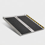 LISTINGOPT::kovosis::rampe-acces-pliable-61-152cm-antiderapante-270kg-livraison::04-closeup