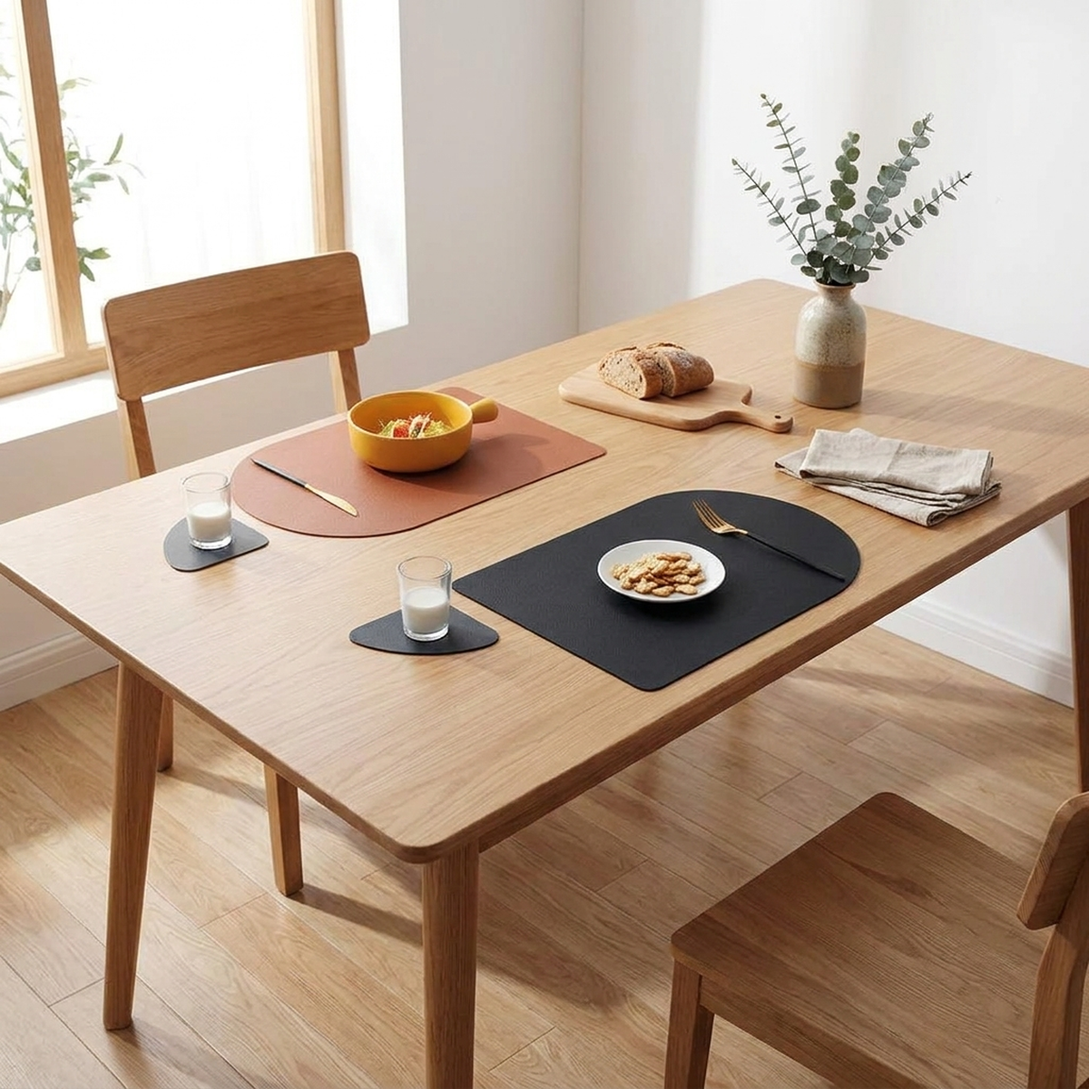LISTINGOPT::kovosis::reversible-leather-coasters-placemats-two-looks::03-lifestyle