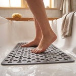 LISTINGOPT::kovosis::safesoak-mat-non-slip-shower-and-bath-mat-with-suction-cups::02-inuse