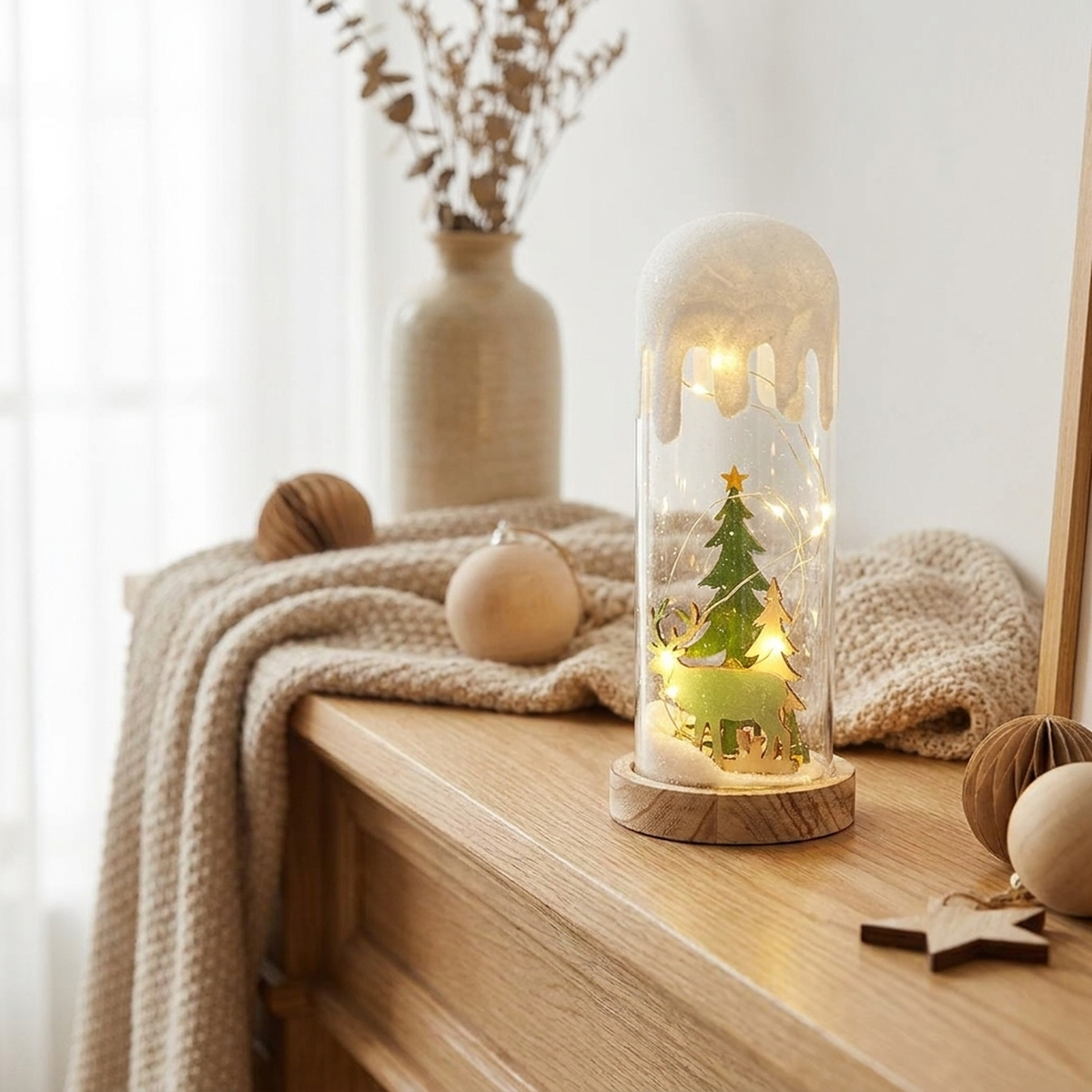 LISTINGOPT::kovosis::snowy-glass-dome-lamp-for-holiday-glow::01-hero