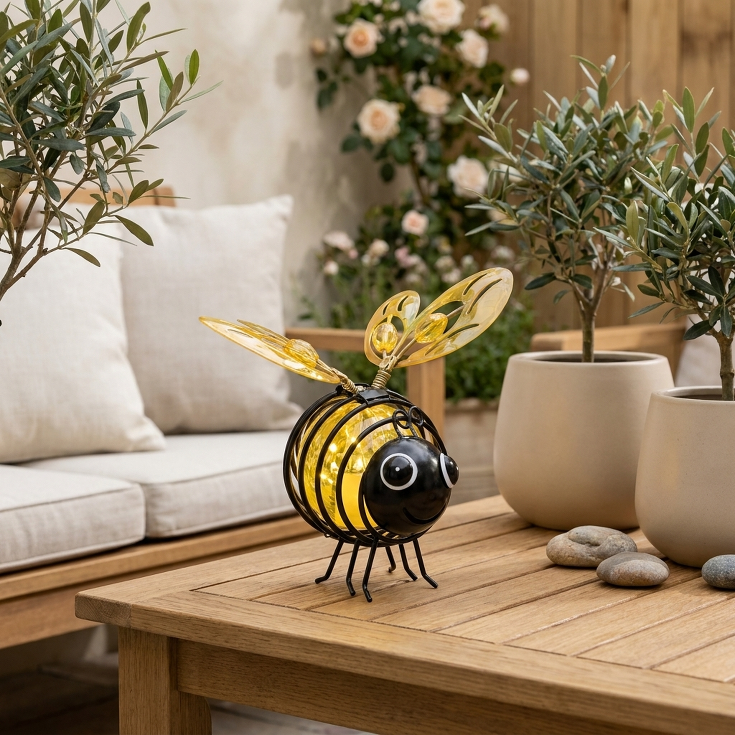 LISTINGOPT::kovosis::solar-hanging-bee-lamp-with-garden-glow::01-hero