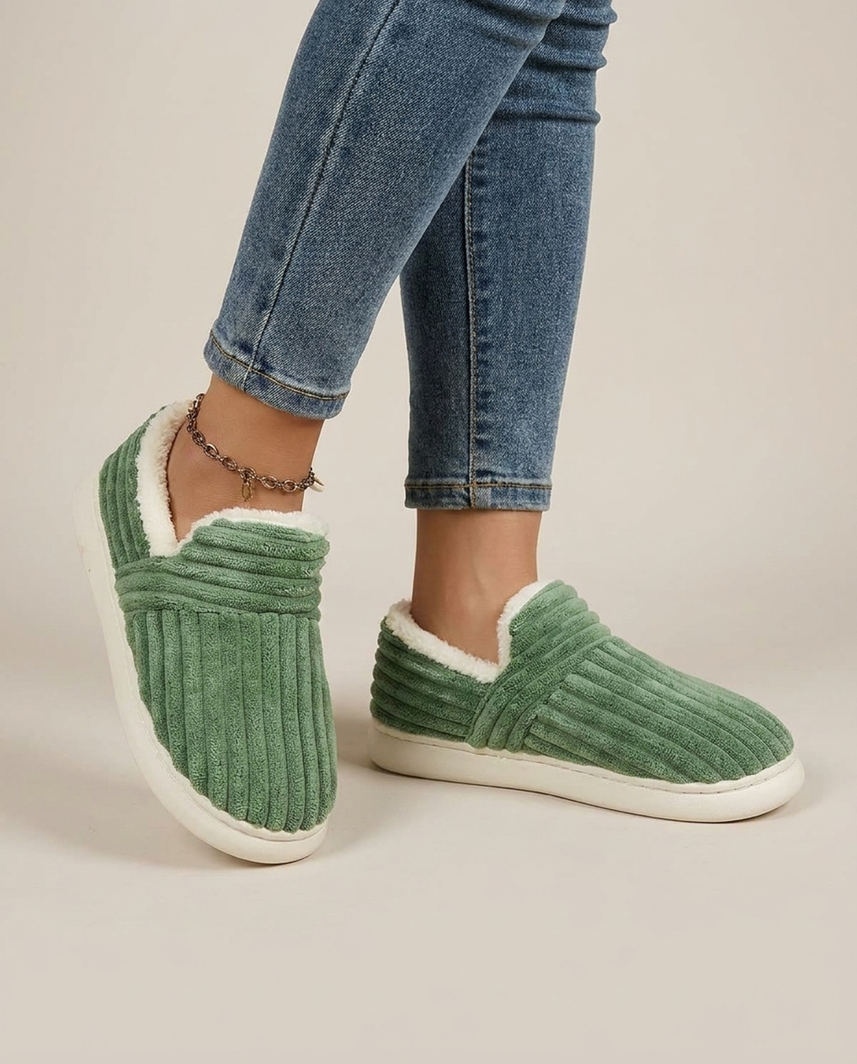 LISTINGOPT::kovosis::thermos-house-slippers-for-cozy-winter-warmth::01-front
