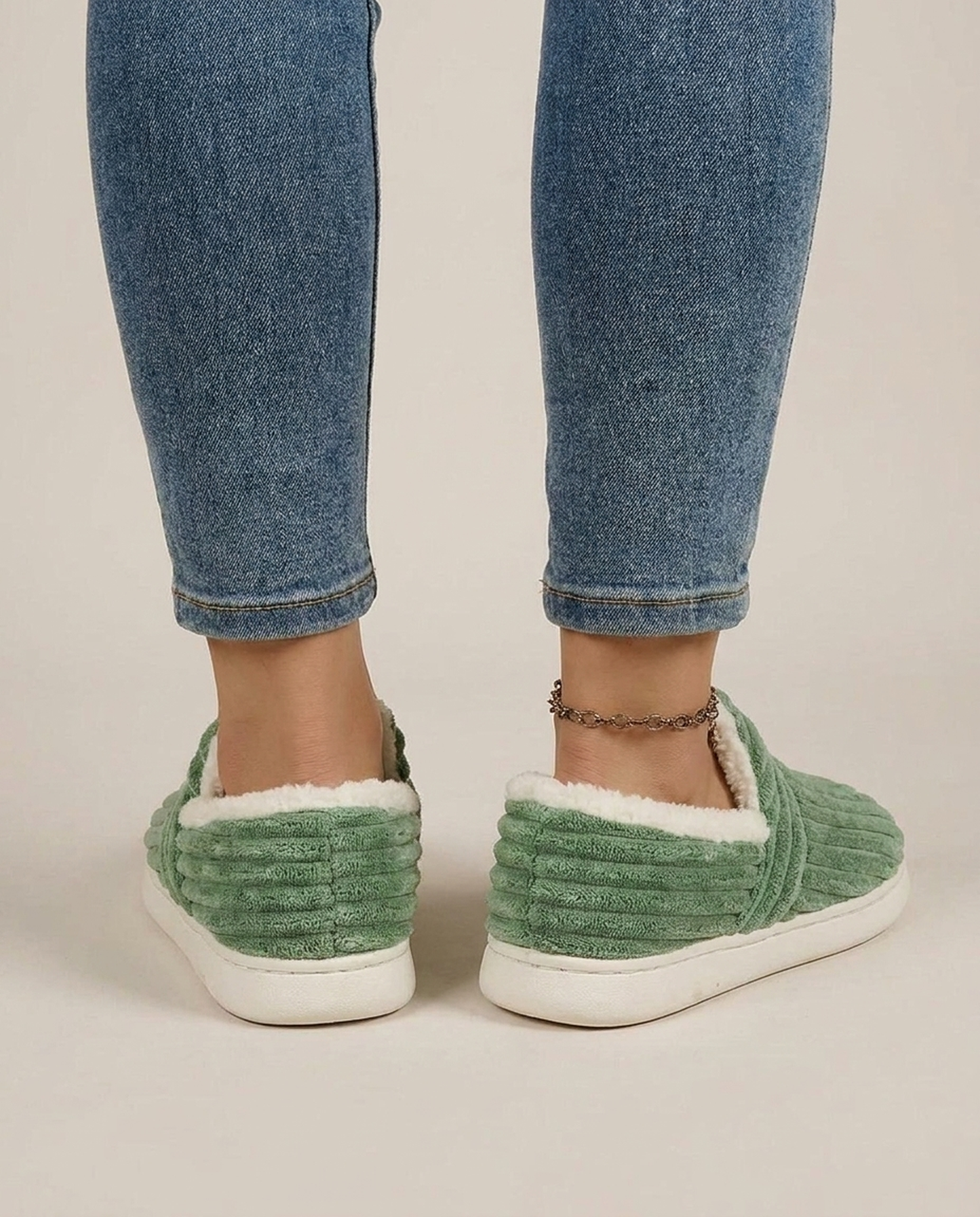 LISTINGOPT::kovosis::thermos-house-slippers-for-cozy-winter-warmth::03-back