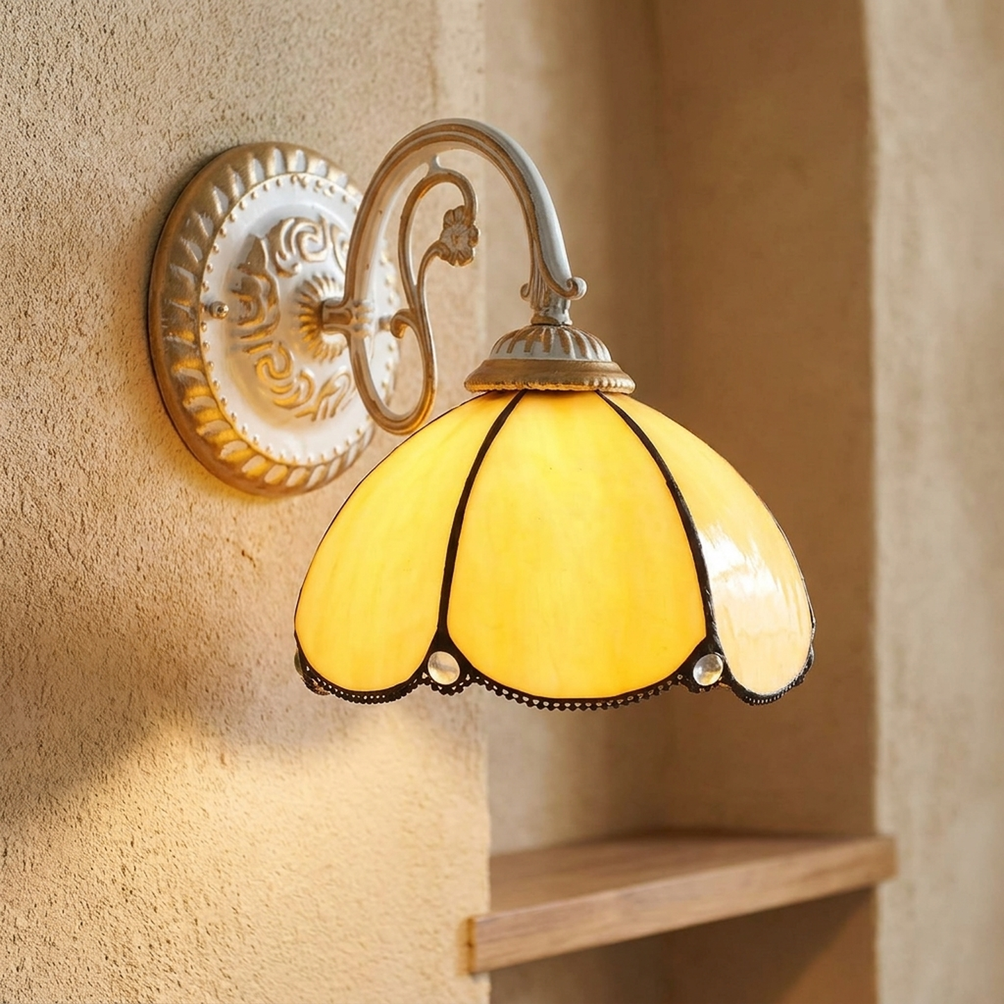 LISTINGOPT::kovosis::tiffany-glass-wall-lamp-with-floral-character::variant-unique-12ccfa933988e9