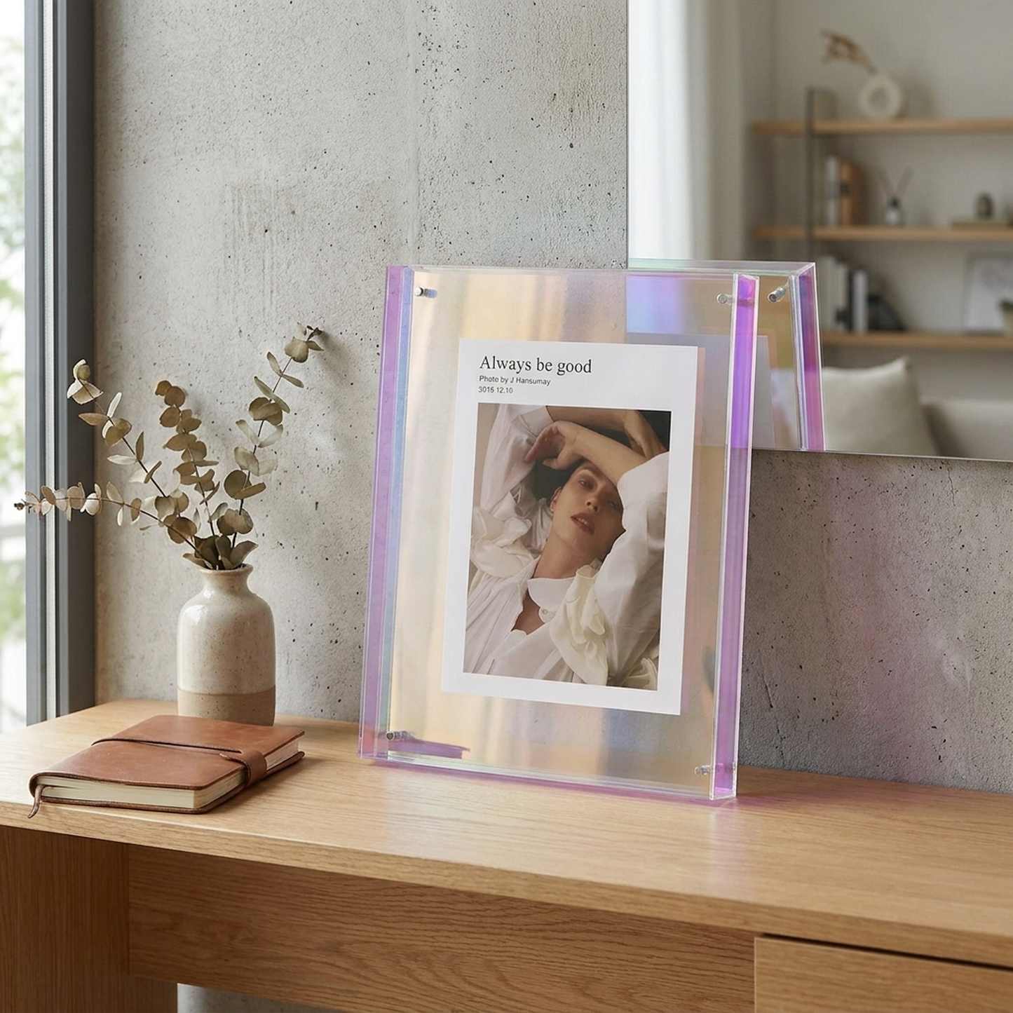 LISTINGOPT::kovosis::transparent-photo-frame-for-modern-display::variant-unique-713d537589868c