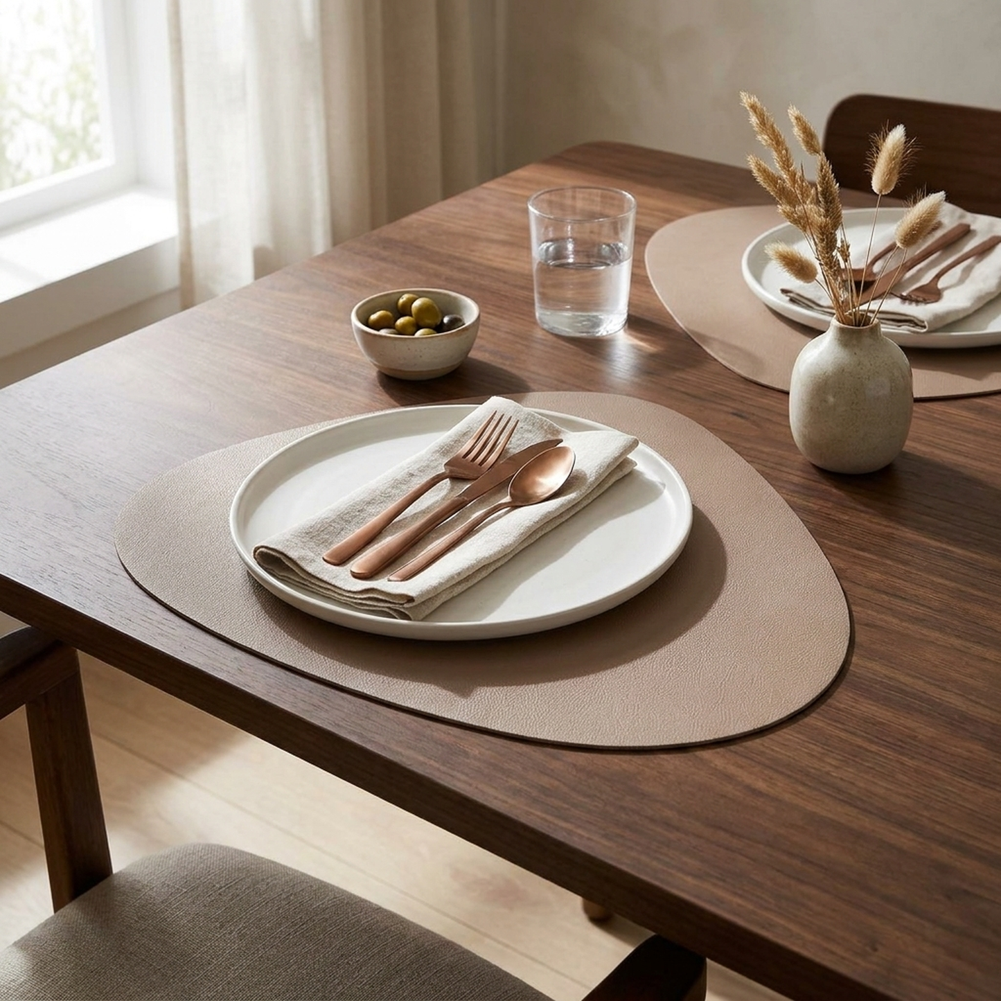LISTINGOPT::kovosis::triangle-placemat-for-artful-tables::variant-unique-99ae0b26e89a06
