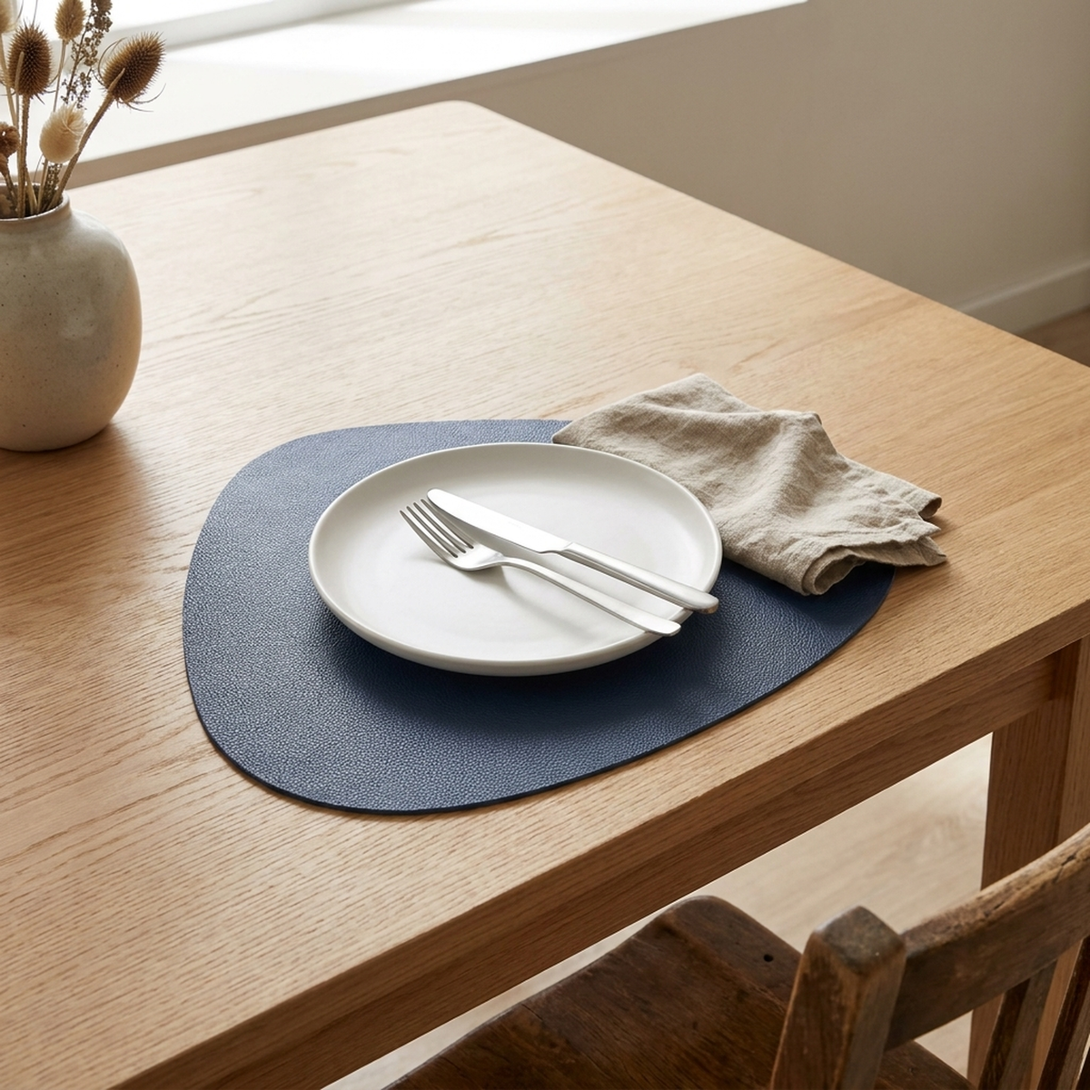 LISTINGOPT::kovosis::triangle-placemat-for-artful-tables::variant-unique-d3ea90a25690b1