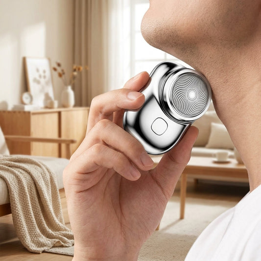 LISTINGOPT::kovosis::usb-mini-rasierer::02-inuse