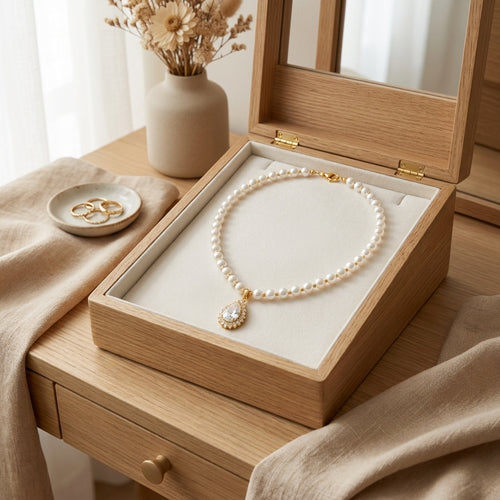 LISTINGOPT::kovosis::women-s-vintage-style-pearl-necklace::01-hero