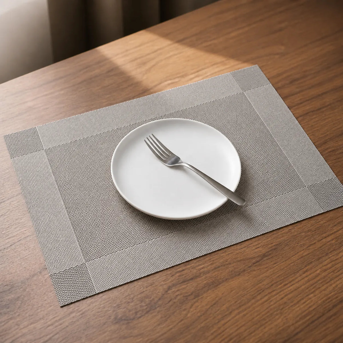 Gewebte Vinyl-Tischsets für einen eindrucksvollen Tisch  