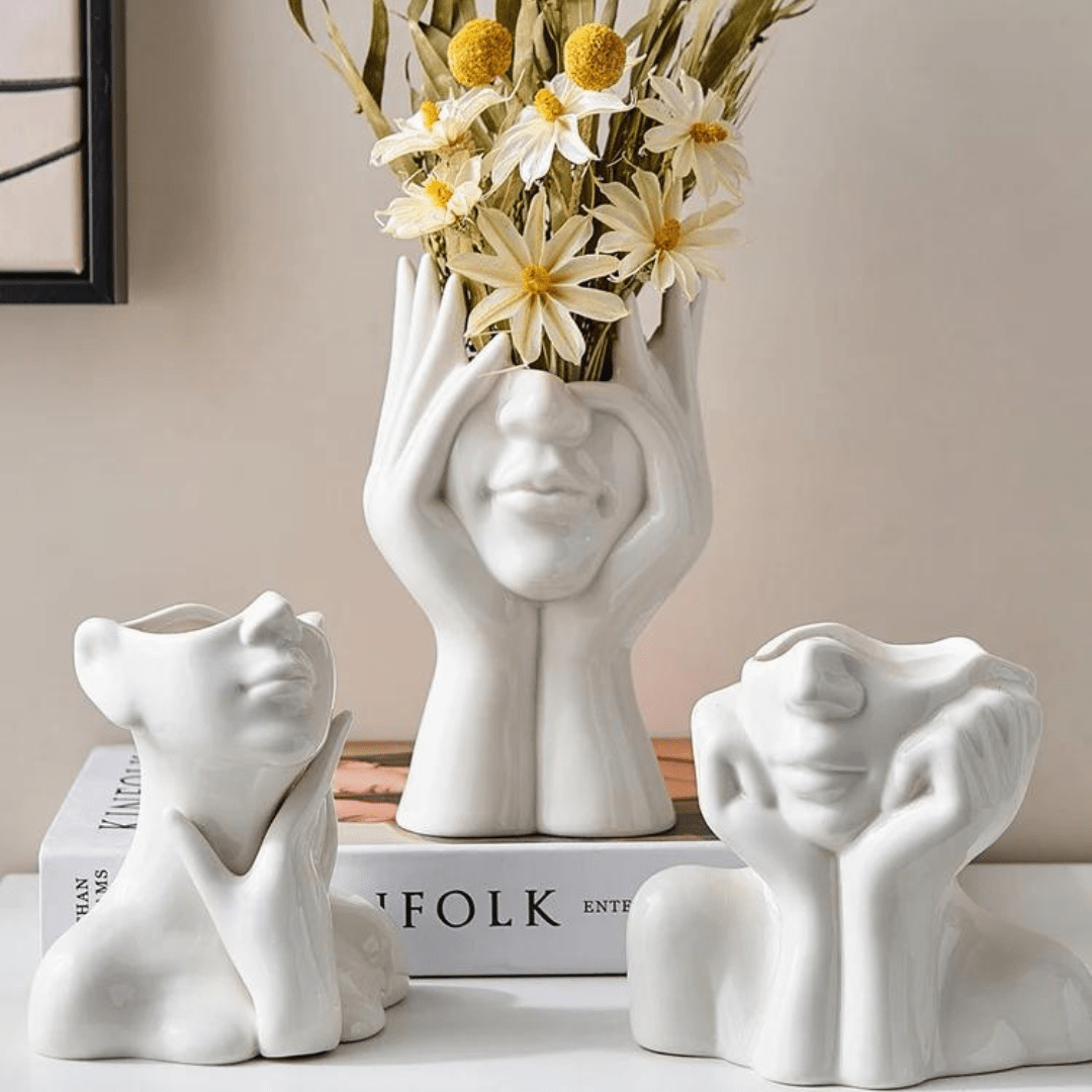 Modern Ceramic Vase With Sculptural Presence