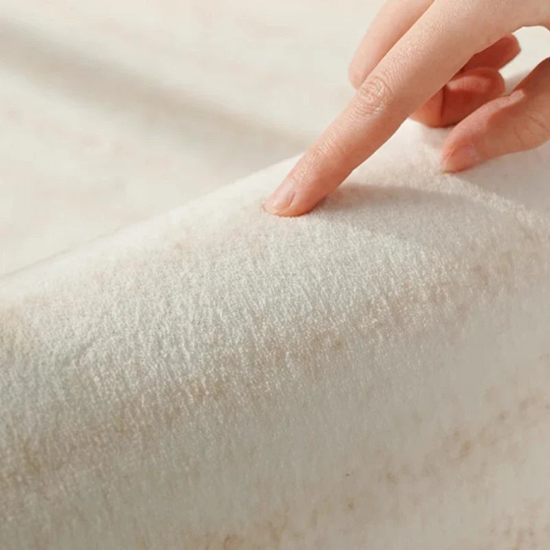 Alfombra de área rayada crema Lorae – suaviza cualquier espacio  