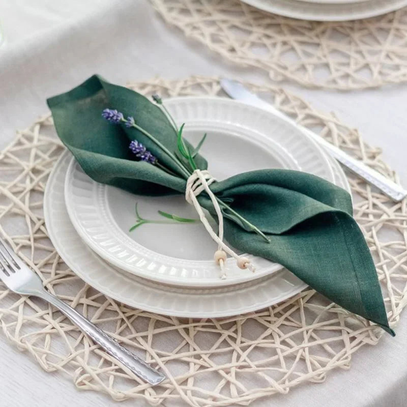 Set de 4 serviettes en tissu 100 % lin pur 16x16 pouces, serviettes de dîner ourlées, entretien facile, lavables en machine pour Noël, mariage, fête