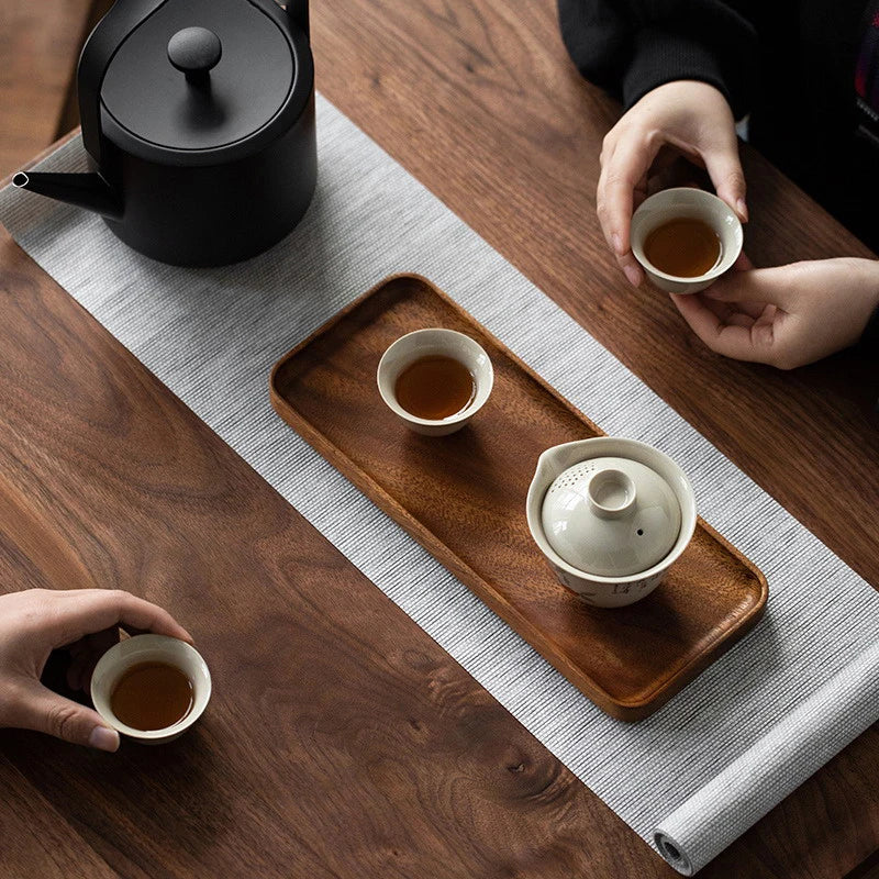 Plateau en bois fait main – Centre de table saisissant  