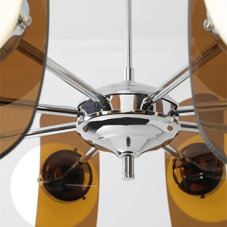 Lampadario Bauhaus Globe – un punto focale sorprendente