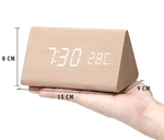 Orologio in legno con display attivato dalla voce a LED