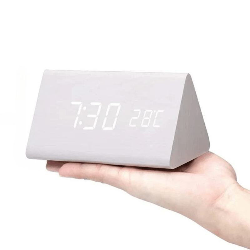 Orologio in legno con display attivato dalla voce a LED