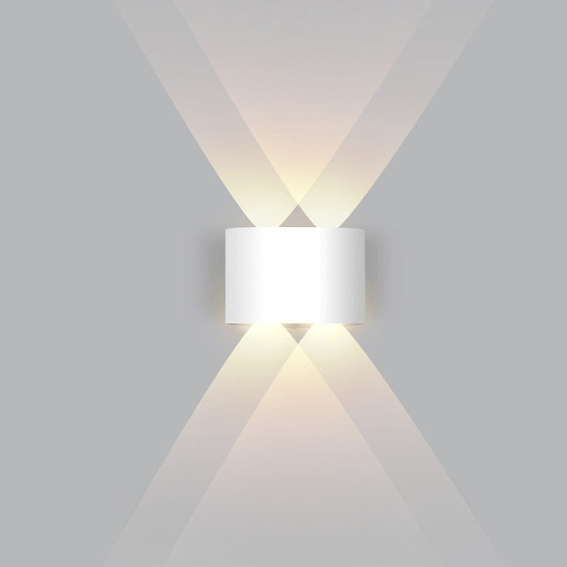 Sculptural Outdoor Lighting for Elegant Ambience